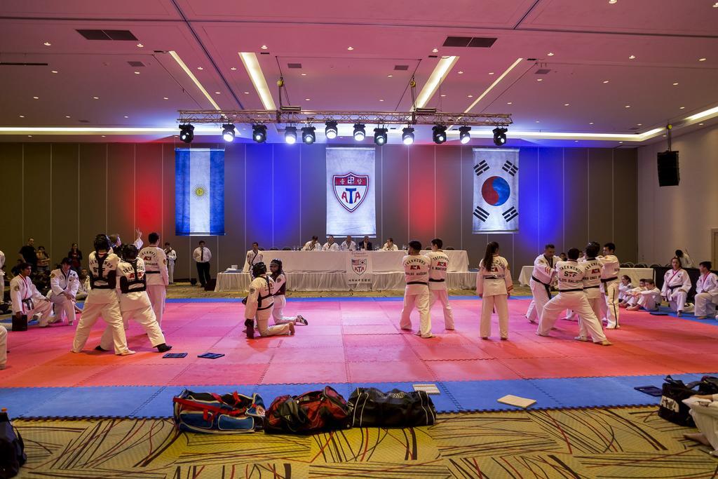 Gala Hotel Y Convenciones Resistencia Ngoại thất bức ảnh