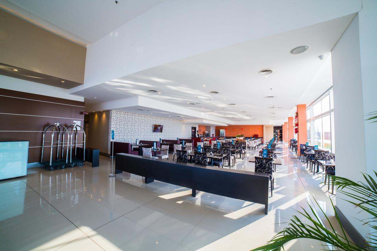 Gala Hotel Y Convenciones Resistencia Ngoại thất bức ảnh